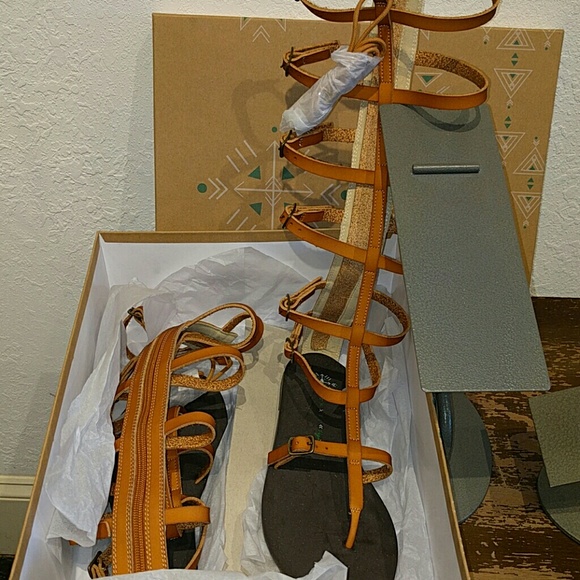 FREE PEOPLE JAYDEN GLADIATOR VEGAN SANDALS - Picture 2 of 2