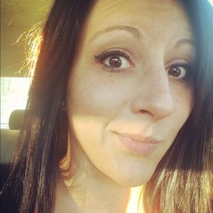 Meet your Posher, Sahra