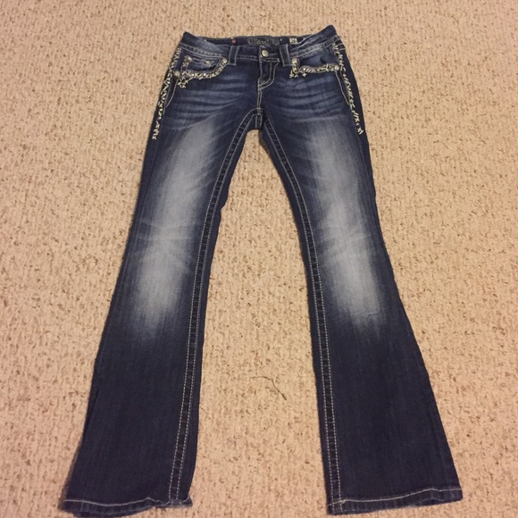 Jeans - Picture 1 of 3