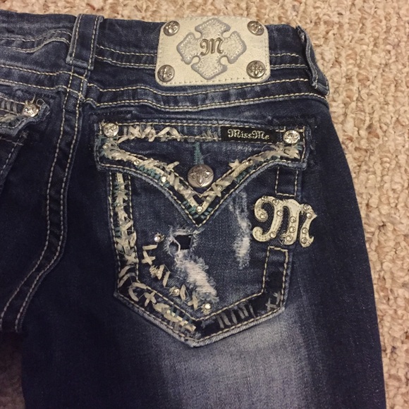 Jeans - Picture 3 of 3