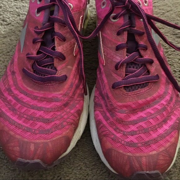 Mizuno Wave Sayonara Running Shoes