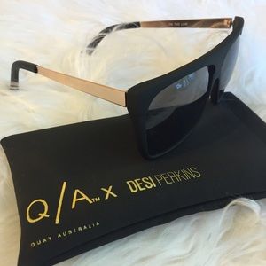 New Quay x Desi Perkins On the Low Sunglasses