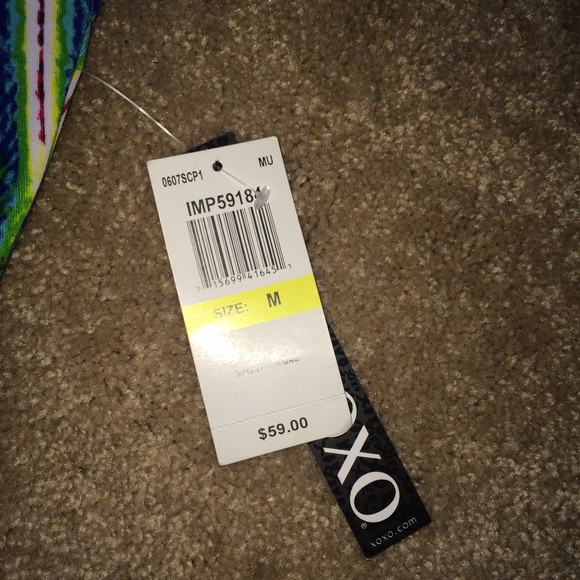 Sleeveless over the knee dress - Picture 3 of 4