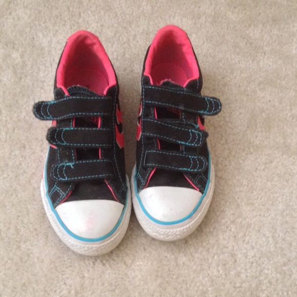 USED CONVERSE Sneakers
