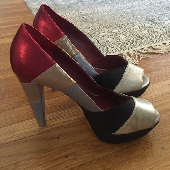 7 For All Mankind Heels - Picture 4 of 4