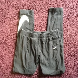 Girls Nike leggings