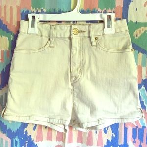 🌈BUNDLE FREE🌈BDG Super High Rise Jean Shorts