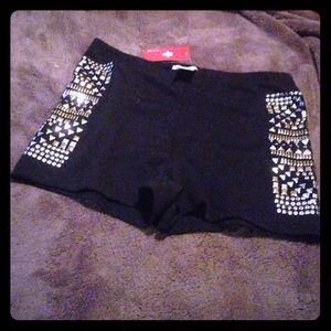 NWT high waist studded short shorts
