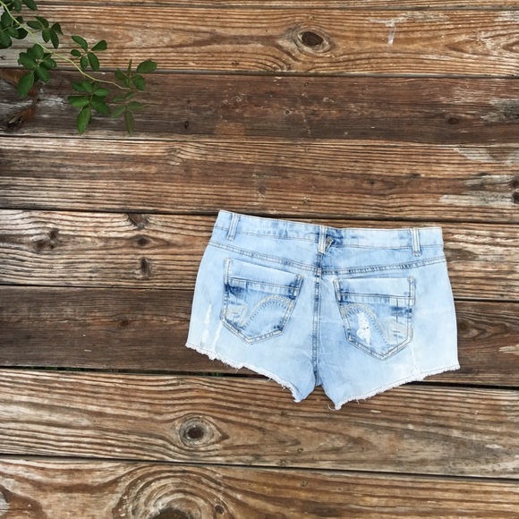 Shorts - Picture 2 of 2