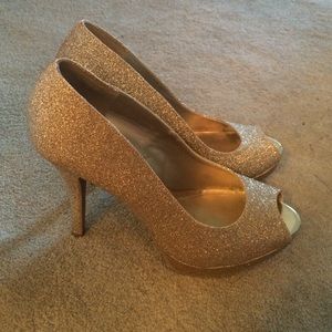 Fioni Gold sparkly heels