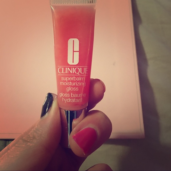 💖😍 Clinique Superbalm in Raspberry! Unused.