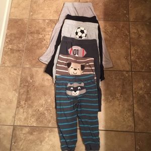 6 pairs of 24 month Carter's pants