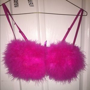 FUR BRAS😍