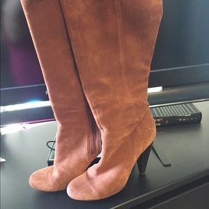 Tan suede Jessica Simpsons Boots