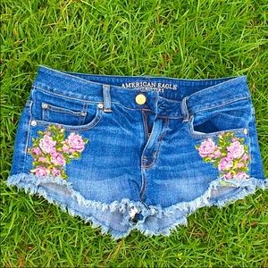 American Eagle Outfitter~ Short ~size 8