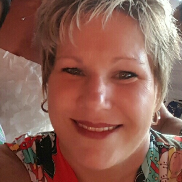 Meet your Posher, Lea ann - Picture 1 of 1