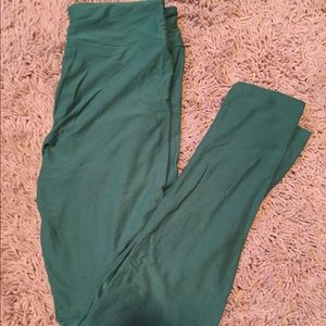 Brand new green LulaRoe OS leggings