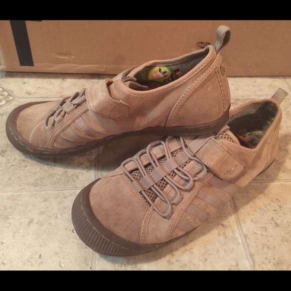 Rocket Dog shoes