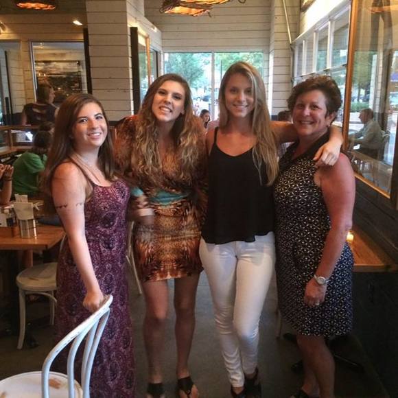 Meet your Posher, Andi