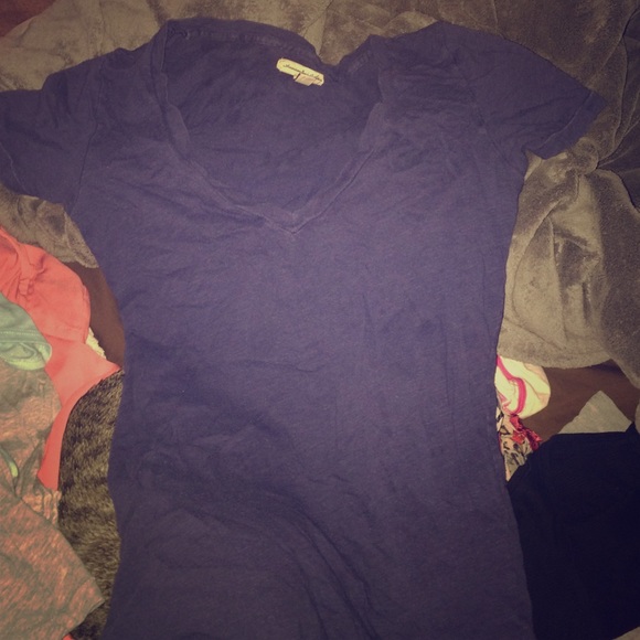 American Eagle shirt