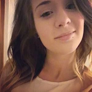 Meet your Posher, Allyssa