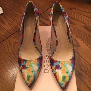 BCBG Size 10 multicolor pumps. Worn once with box.