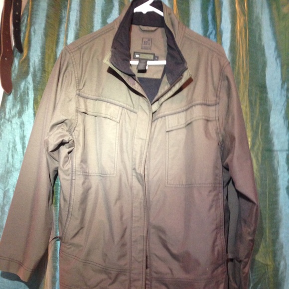 REI Element E1 women's rain jacket, size XL. - Picture 1 of 2