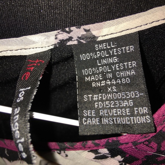 Cute patterned dress XS dress - Picture 3 of 4