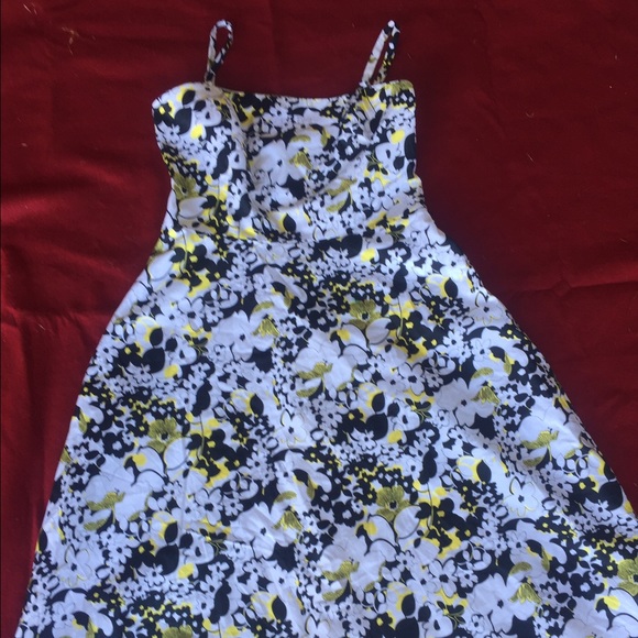 Jessica Howard Dresses & Skirts - Jessica Howard summer dress