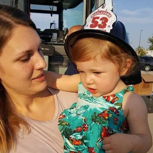 Meet your Posher, Kendall - Picture 1 of 1