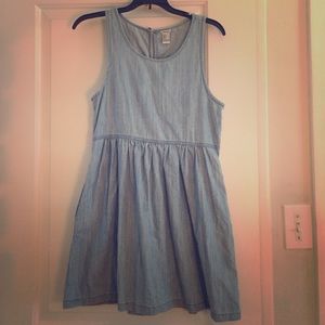 Forever 21 light-wash denim dress