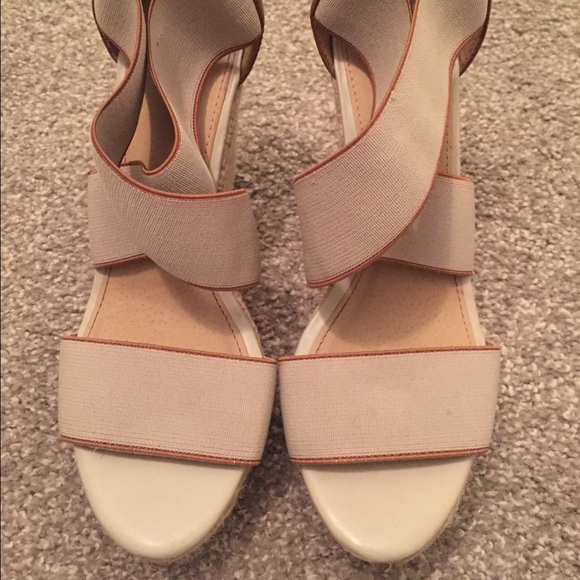 Tan and brown wedges!