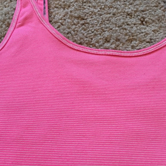 Lululemon tank top - Picture 2 of 4