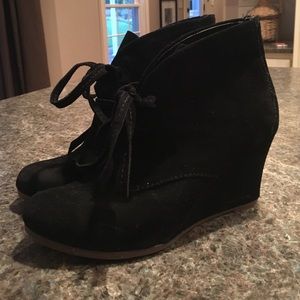 Dolce Vita wedge booties