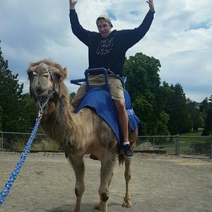 Meet your Posher, Ricky