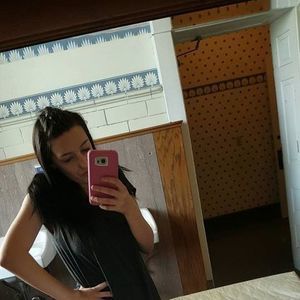 Meet your Posher, Hailey