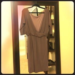 Low back 3/4 sleeve dress