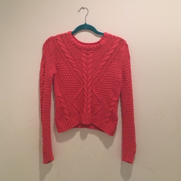 Coral colored cropped sweater - Picture 1 of 4