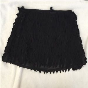 Fringe mini skirt 🌟