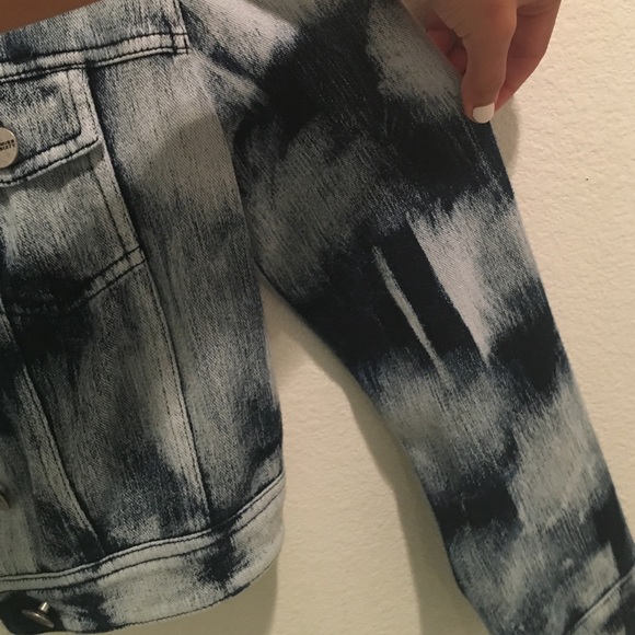 Retro cropped denim jacket - Picture 4 of 4