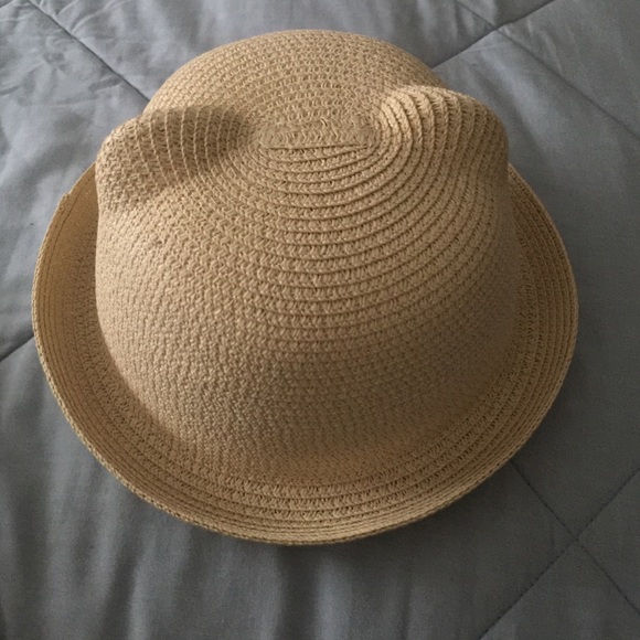Straw hat
