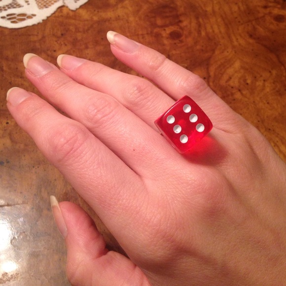 ♦️Red Dice Ring♦️
