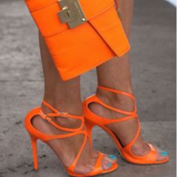 Jimmy Choo - Picture 3 of 3