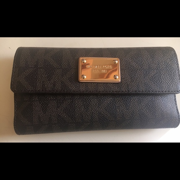 Authentic Michael Kor's Wallet