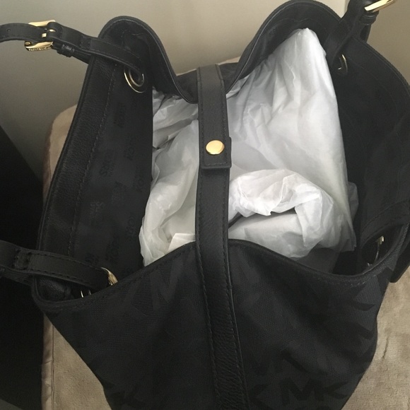 Michael Kors Jet Set Item black jacquard tote NWT - Picture 3 of 4