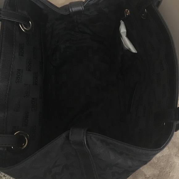 Michael Kors Jet Set Item black jacquard tote NWT - Picture 4 of 4