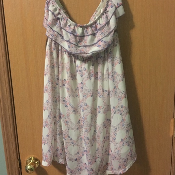 Strapless dress