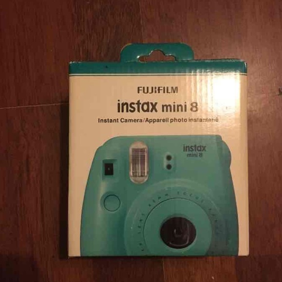 Polaroid cam