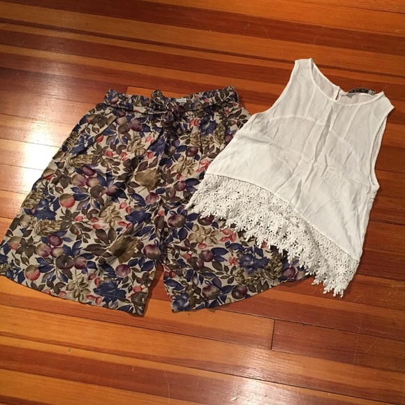 ✨Outfit bundle✨ vintage tie waist shorts and top