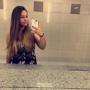 Meet your Posher, Evelyn